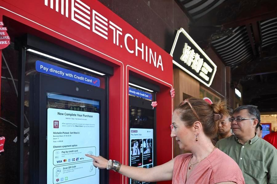 China's services gain traction among global consumers