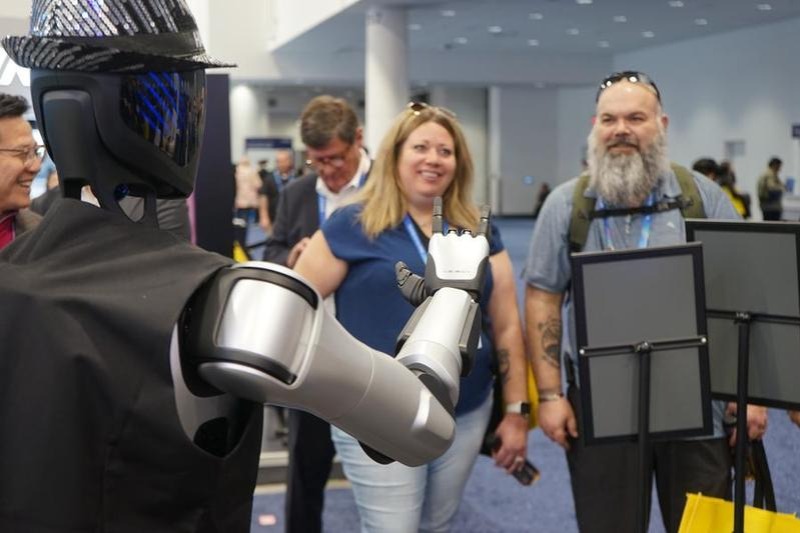 Chinese humanoid robot makers hold 97% global shipments in H1