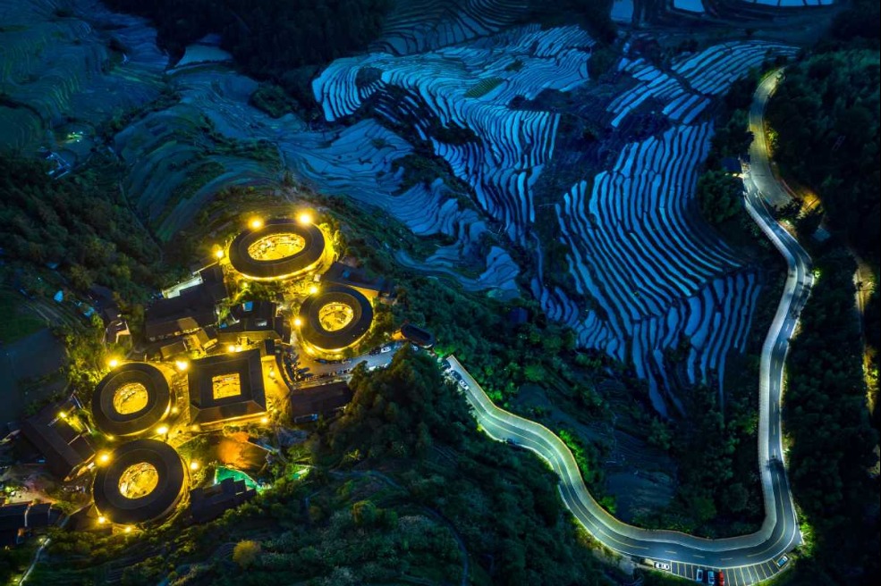 Nanjing county breathes new life into ancient homes with cultural experiences