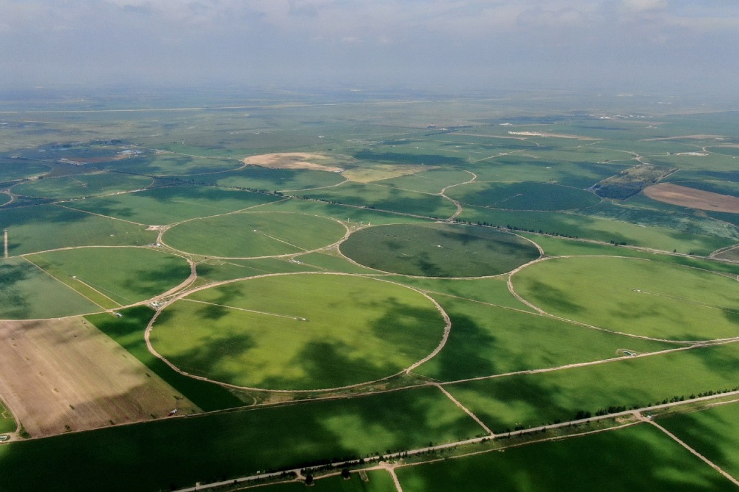 China bolsters development of farmland