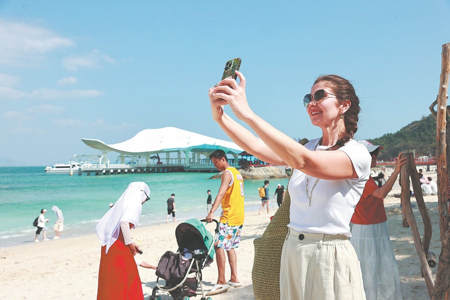 Sanya becomes a TCM paradise