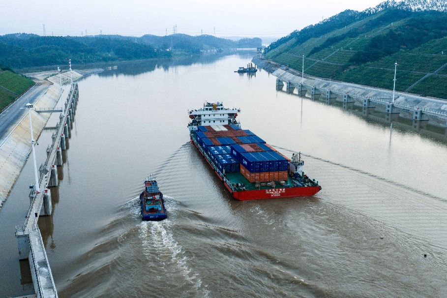 Pinglu Canal opens, connecting Southwest China to the sea