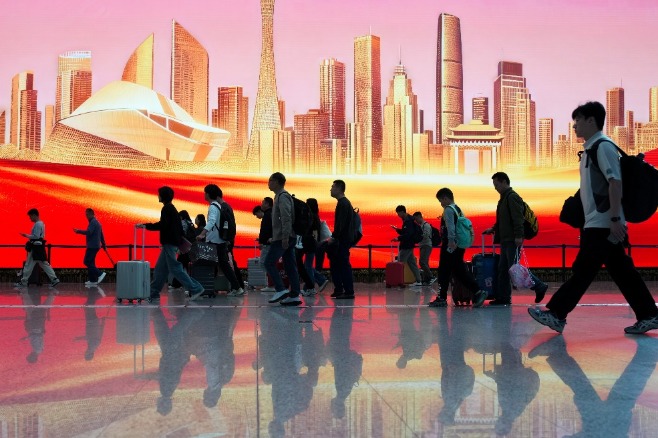 Guangzhou airport tax refund applications surge 500% after policy update