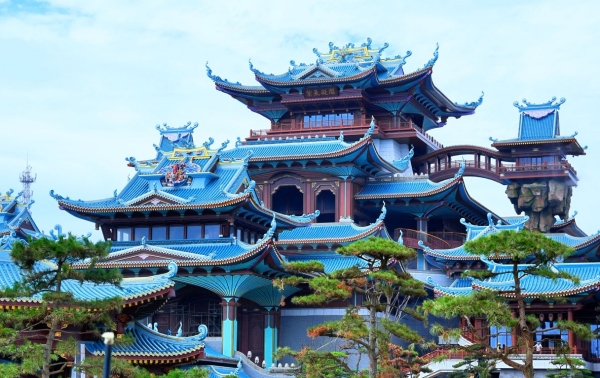 Yantai rides wave of marine tourism
