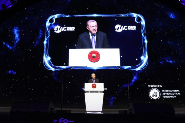 Zhongke Tiant debuts at 77th IAC, showcasing space intelligent-driving tech