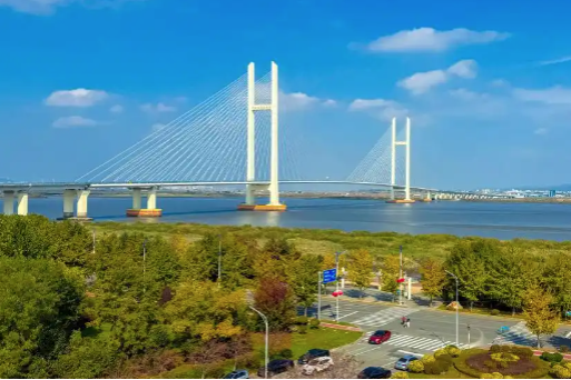 New bridge linking China, DPRK to aid trade, exchanges