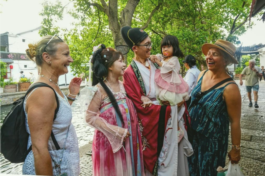 Shanghai plans easier travel for international visitors
