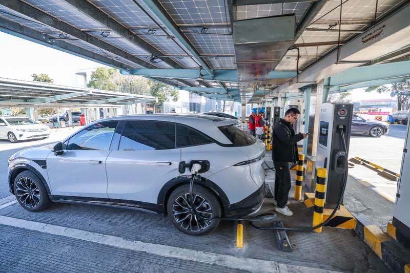 News outlet debunks 'media farce' around China's NEVs