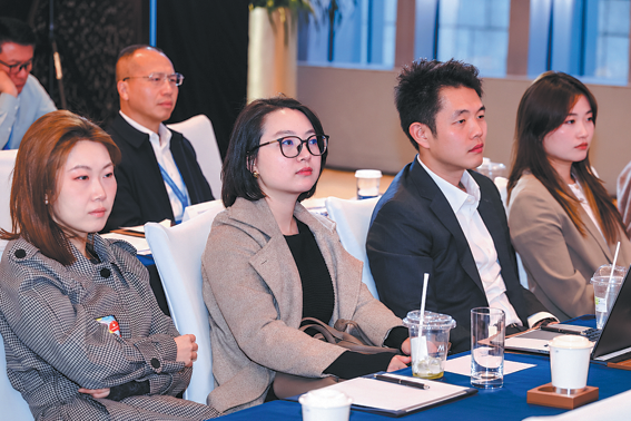 Chinese enterprises ramp up strategic capability to go global